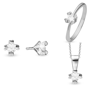 by Aagaard set, with a total of 1,60 ct diamonds Wesselton VS